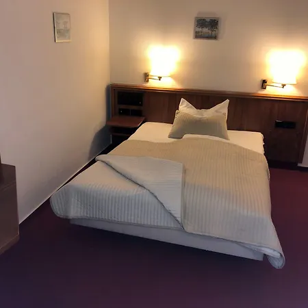 Brocki's Stadt Hamburg 3*