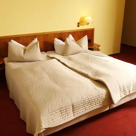 Brocki's Stadt Hamburg 3* Parchim