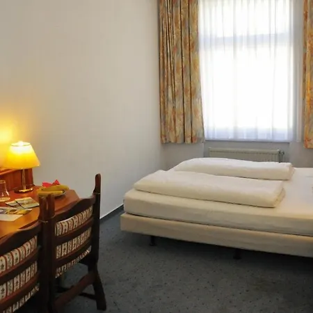 فندق Brocki's Stadt Hamburg 3*